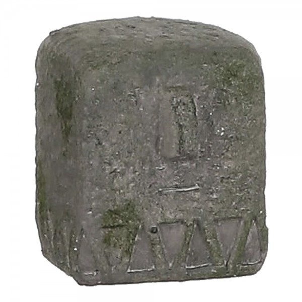 Estatua gris 9 x 8 x 9,5 cm